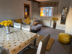 Yew Tree Cottage, 3 bedroom, 4 Church Row Defynnog